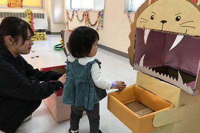 フィールドでの学び 幼児が遊べるブース作り