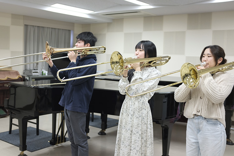 弘前大学 教育学部　音楽教育