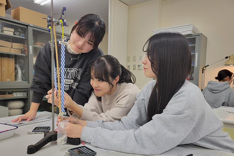 弘前大学 教育学部　家政教育　授業