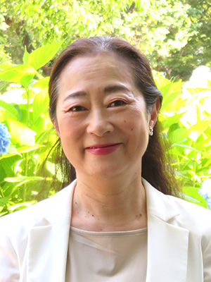 弘前大学大学院教育研究科 専攻長　吉田　美穂